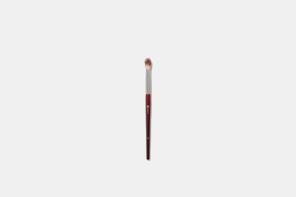 BK Beauty 202 Defined Crease Brush