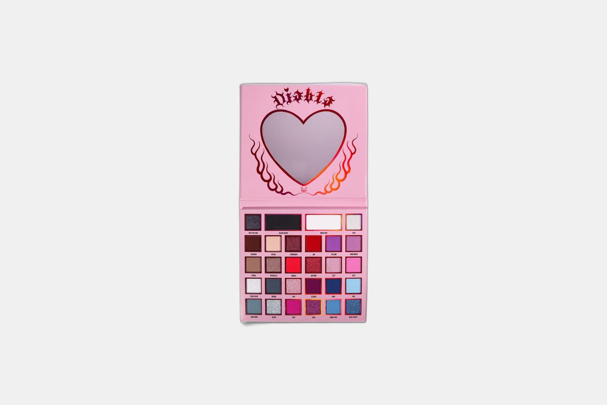 Blend Bunny Cosmetics Diabla Palette