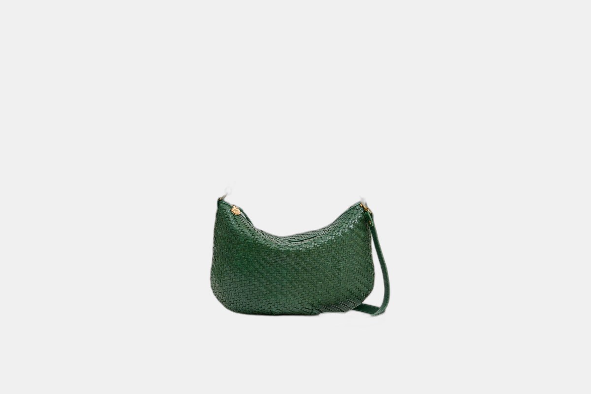 Clare V Moyen Messenger