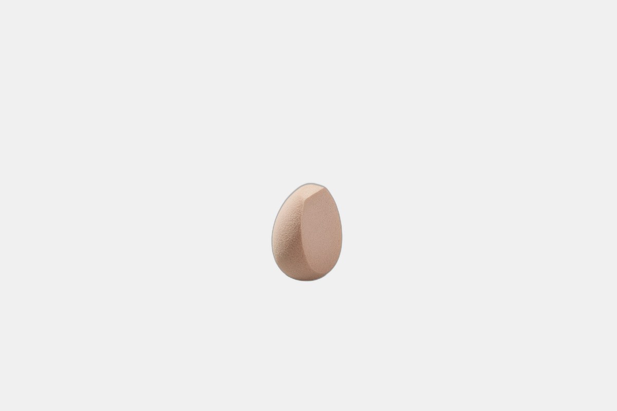 Fenty Beauty Precision Makeup Sponge 100