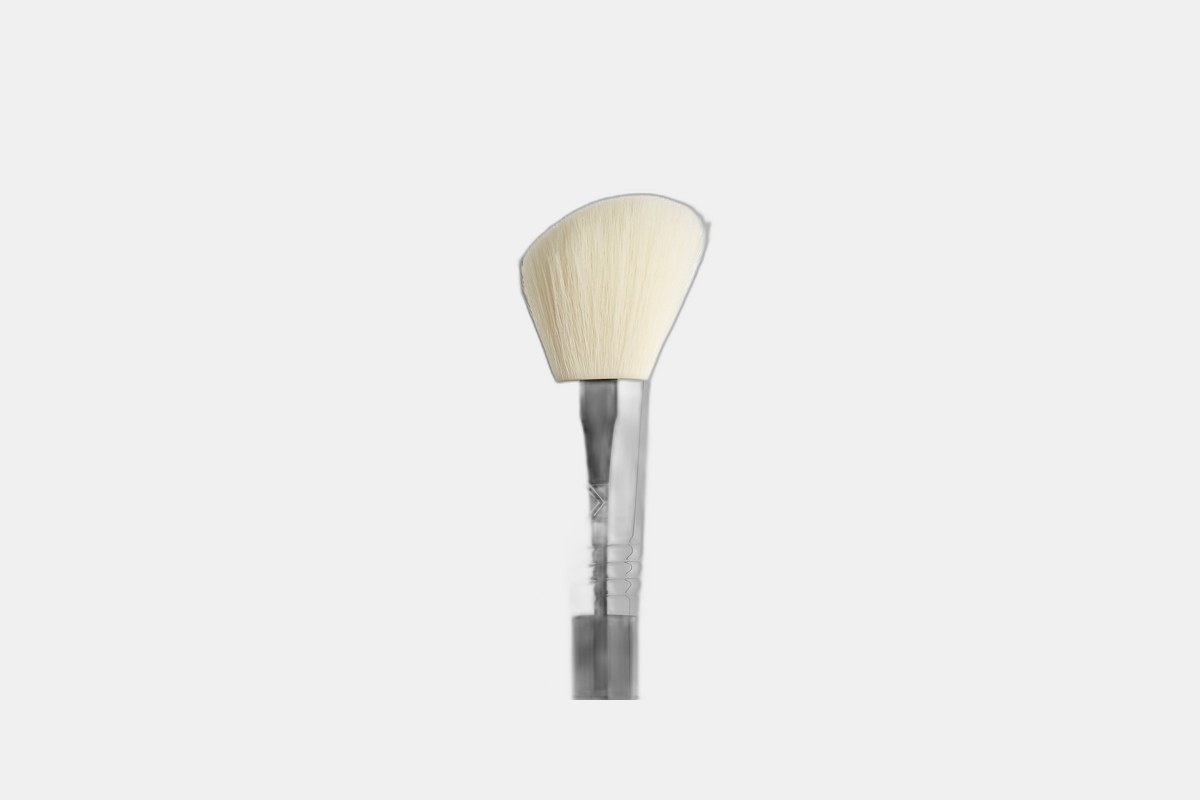 Sigma Beauty F40 Large Angled Contour Brush