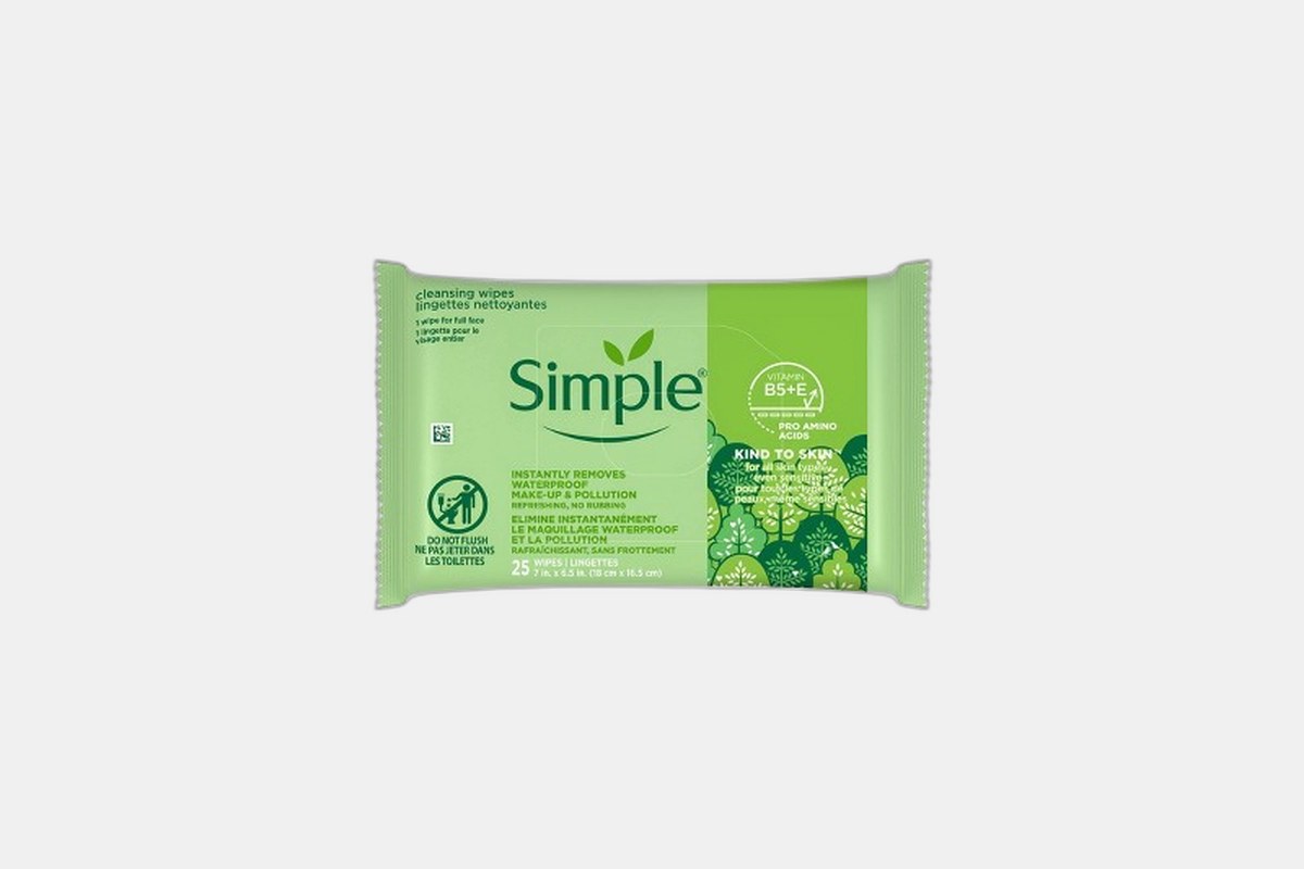 Simple Kind to Skin Cleansing Facial Wipes